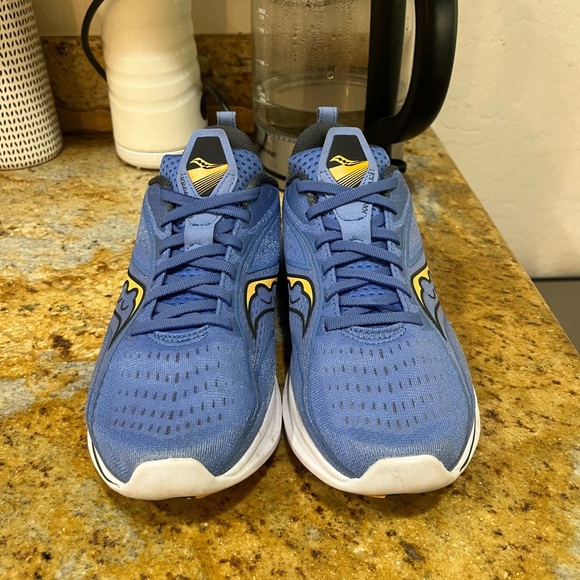 Saucony pwr run size 10 - Picture 2 of 9